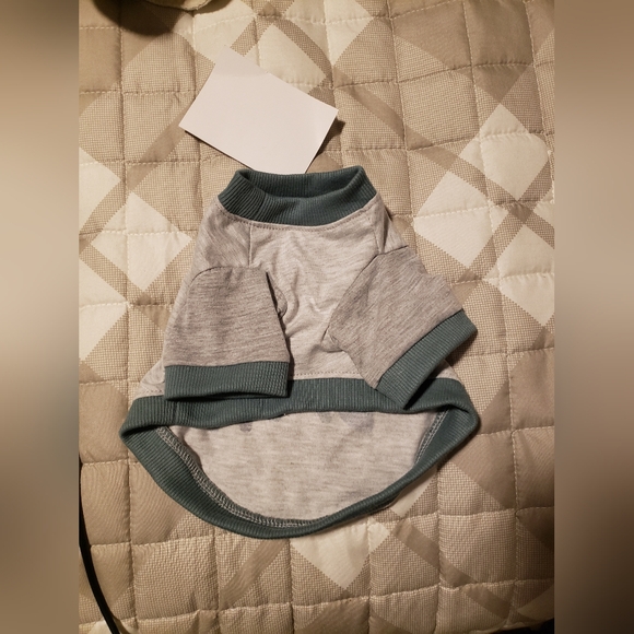 Frisco. Pet apparel dog t shirt XS - Picture 2 of 2